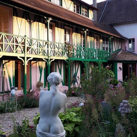 La Maison Rose Saint-Pierre-d'Autils Bagian luar foto